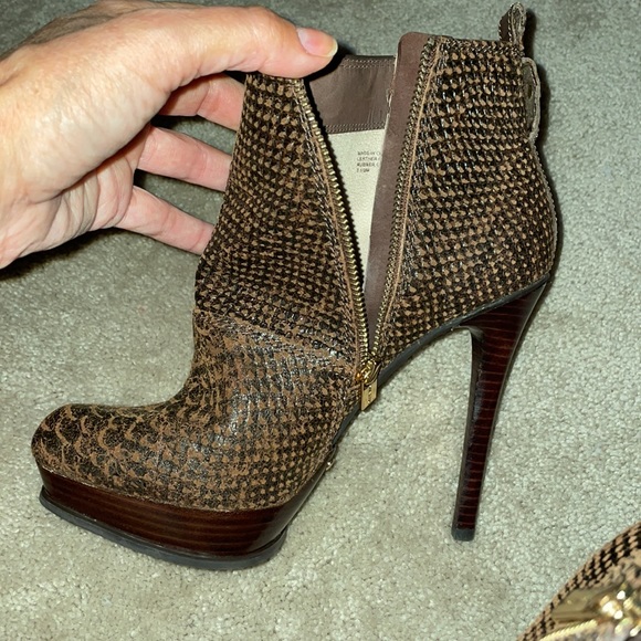 Absolute gem! Wore them once. Mint condition. - Picture 2 of 7